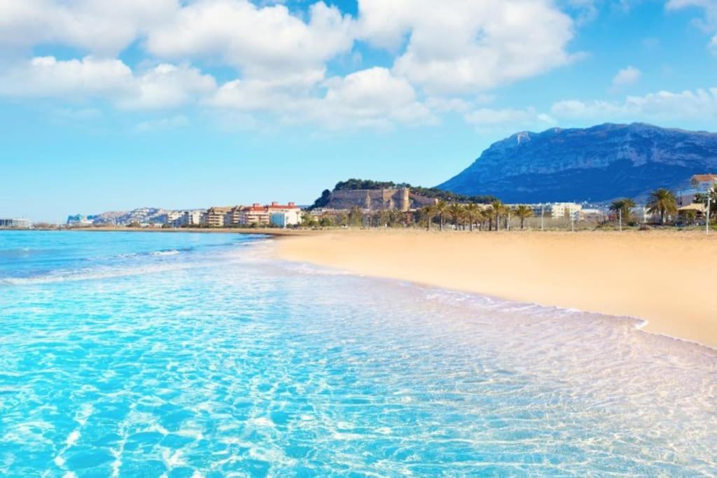 Adosado En Denia Con Gran Jardin Villa Exterior foto