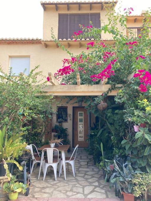 Adosado En Denia Con Gran Jardin Villa Exterior foto