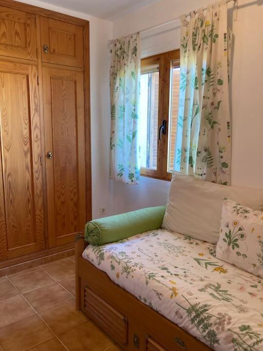 Adosado En Denia Con Gran Jardin Villa Exterior foto
